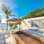 Boracay Ocean Club Beach Resort